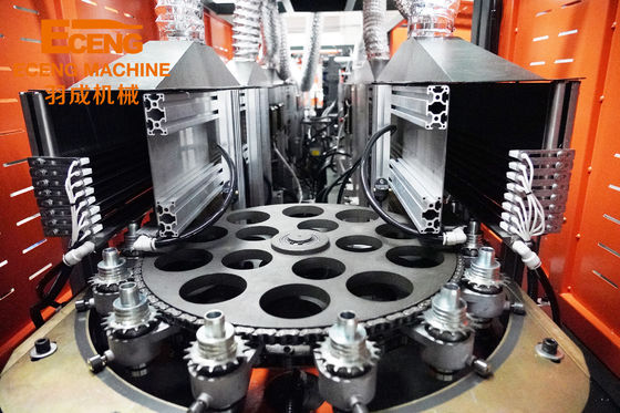 2L PET Stretch Blow Moulding Machine 6 Pojemność 6000 PCS / HR