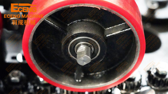 Automatyczna maszyna do wydmuchiwania butelek o dużej prędkości K4 Prędkość pojedynczej formy 2500BPH