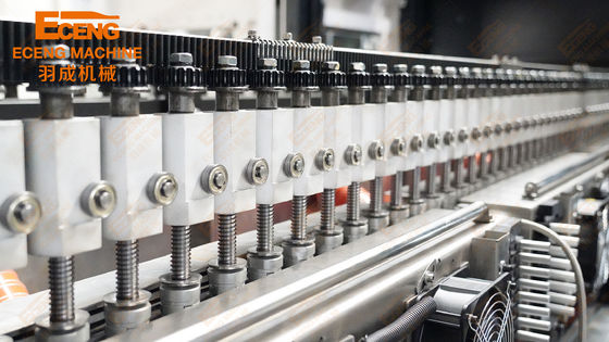 W pełni automatyczna maszyna do formowania z rozdmuchiwaniem z rozciąganiem 2L Butelka dla zwierząt 600ml