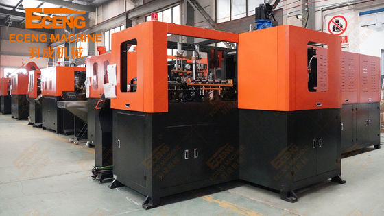 6000BPH Butelka z wodą Eceng Blowing Machine 4 wnęki z 2L Max. Tom