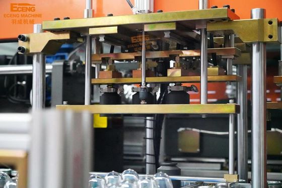 Maszyna do rozdmuchiwania J4 Jar PET Butelki z szeroką szyjką o mocy wyjściowej 2200 - 2400 BPH