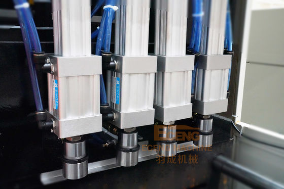 CE ISO Semi-Auto PET Flask Stretch Blowing Machine 300KG YC-2L-4 2600-2800BPH