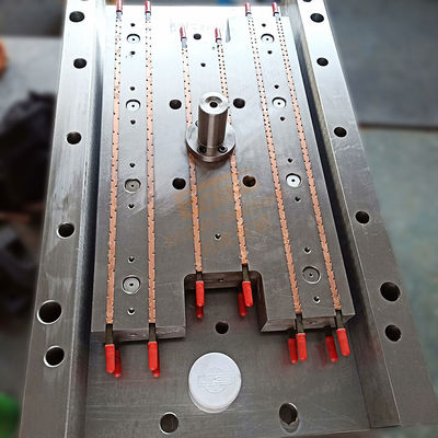 Forma do butelek PET 8 wnęk 4Cr13 SS