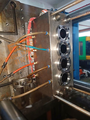 Producenci form do rozdmuchiwania PET Eceng 4 wnęki Plastikowa forma do butelek SGS ISO