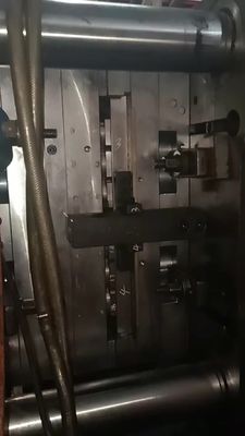200 ml 250 ml 300 m Plastikowe butelki do napojów bezalkoholowych Formy do słoików PET 18 wnęk