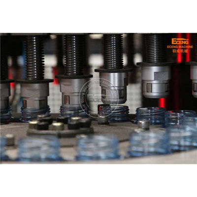 Automatyczna maszyna do formowania z rozdmuchem SMC 4 wnęki do rozdmuchiwania PET Sterowanie DELTA PLC