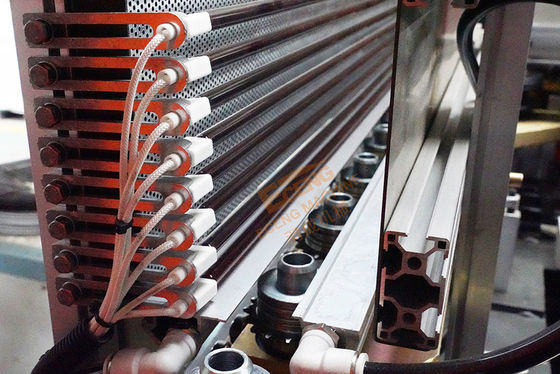 Maszyna do produkcji plastikowych butelek na wodę Eceng 6000bph z rozdmuchiwaniem