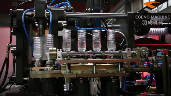 Wyjście 6000BPH Preformowana maszyna do wydmuchiwania butelek PET 220V 50HZ