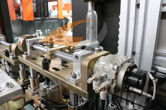 Butelka na oliwę z oliwek Automatyczna maszyna do rozdmuchiwania PET o pojemności 5 litrów 380V 50hz