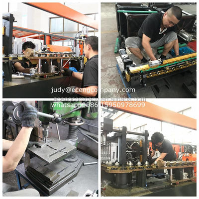 SGS 4 wnęki Plastikowa maszyna do produkcji butelek PET 380V / 50HZ